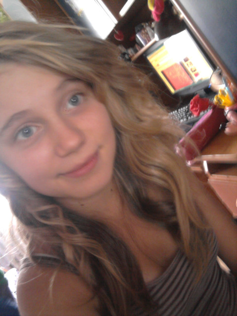 Beee ! ;/ -.- 
