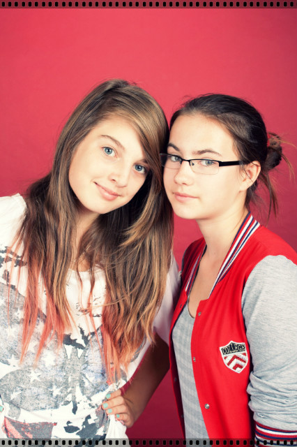 Waaamek . ; 3