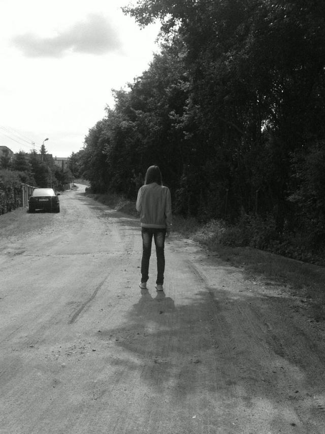 . Autkoo widze ; *.