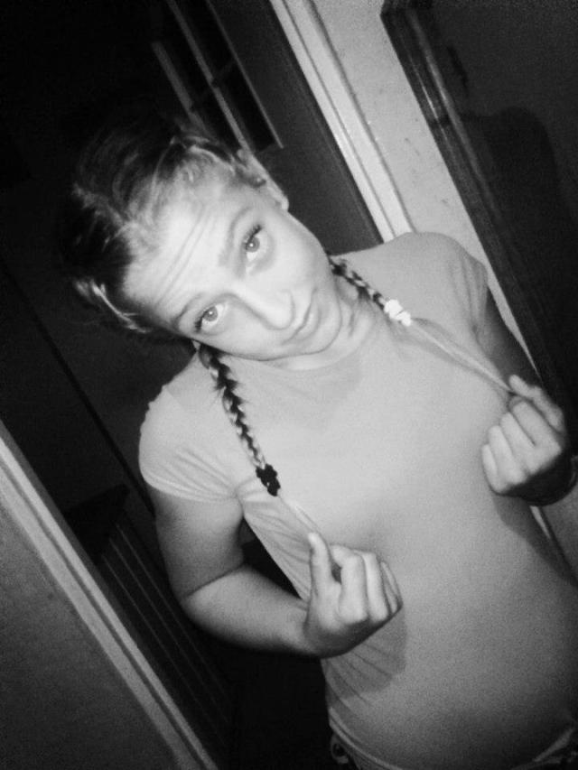 I love myself so that I am ;*