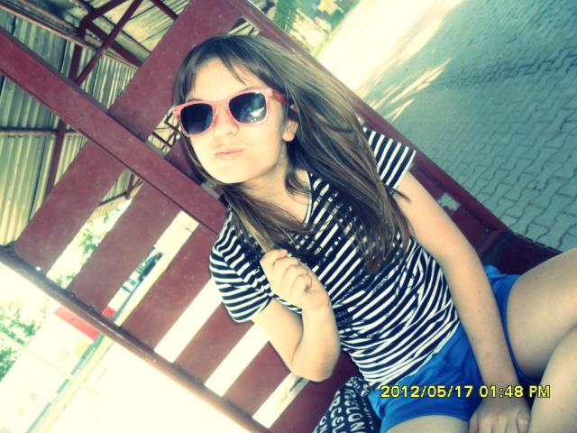 iuhytrdesedcghbnju87y6trg