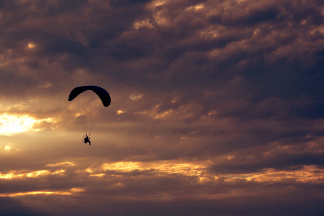 Fly away from here 