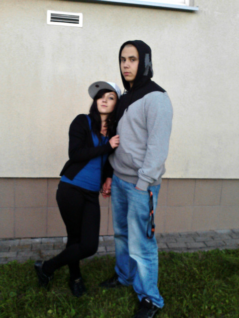 Skarbek;**