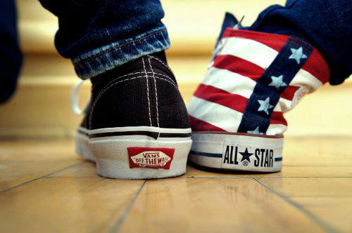 CONVERSE VS VANS? 