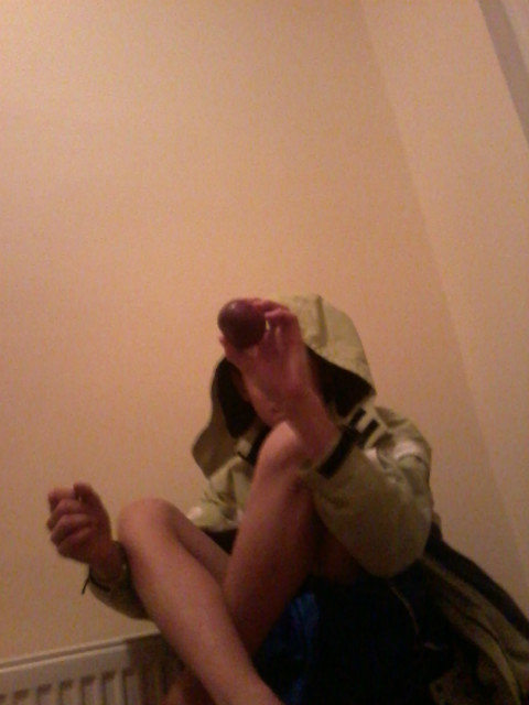 G . L . O . B . E . K .  ; D 