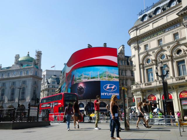 Piccadilly Circus