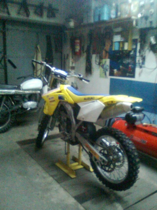 MOTOCROSS