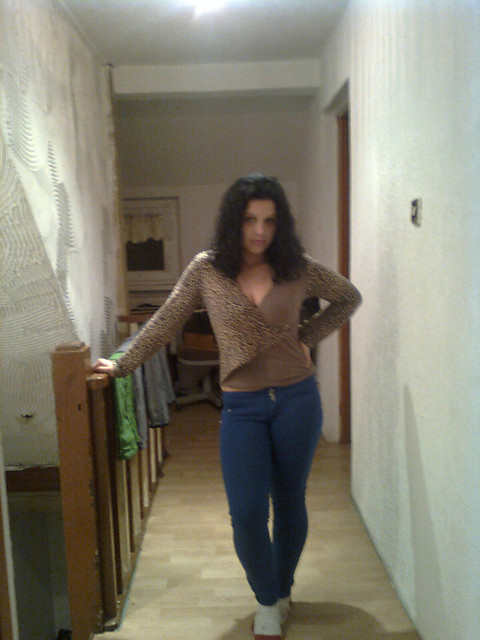 czarne wlosy:)