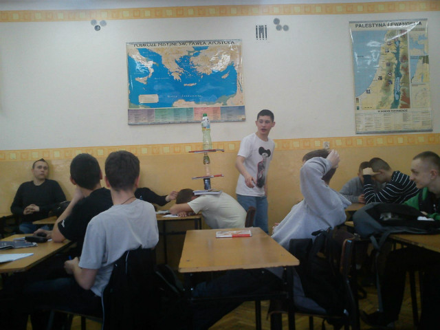 POTRZEBUJ MIECHU