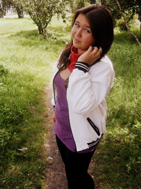 Yhyy ;**