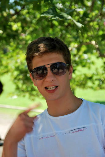 PIS JOU