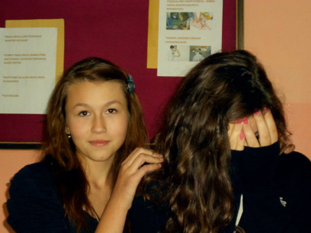sghyutjytiyyhr4y