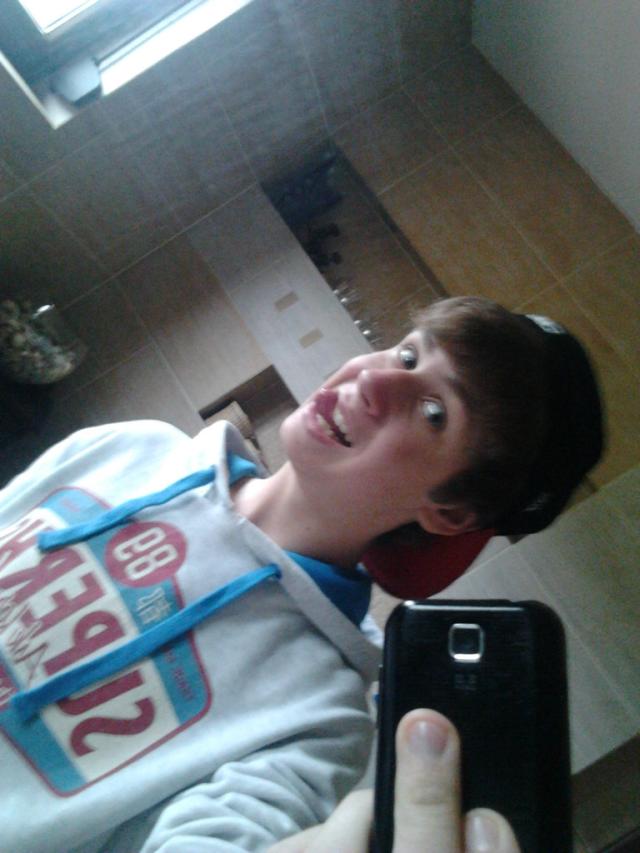 Kociaaaaaak  : *