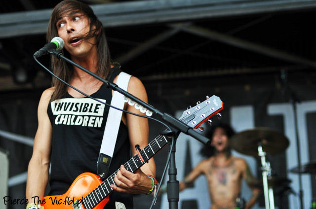 Vic x3