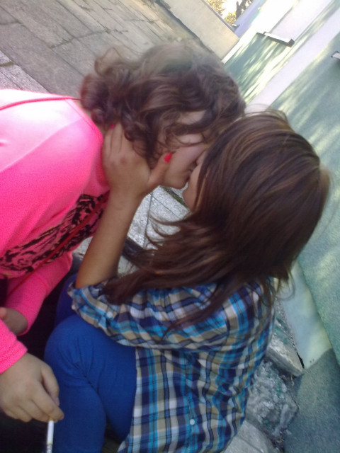 Dupcie ; ** 
