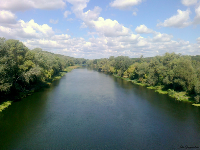 Rzeka Doniec (wschodnia Ukraina)