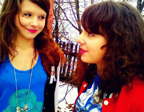 Muach. < 3