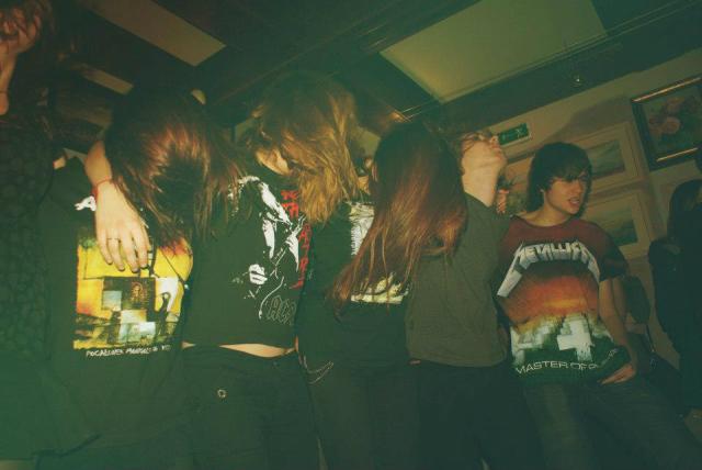 \m/