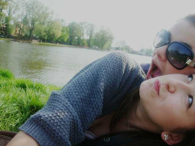 z Anj : *