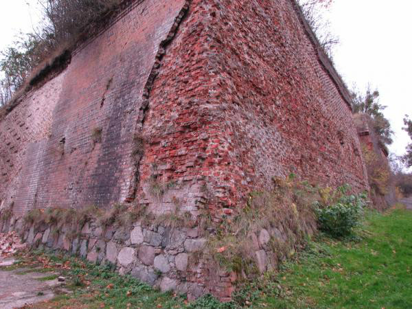 Pokona mur