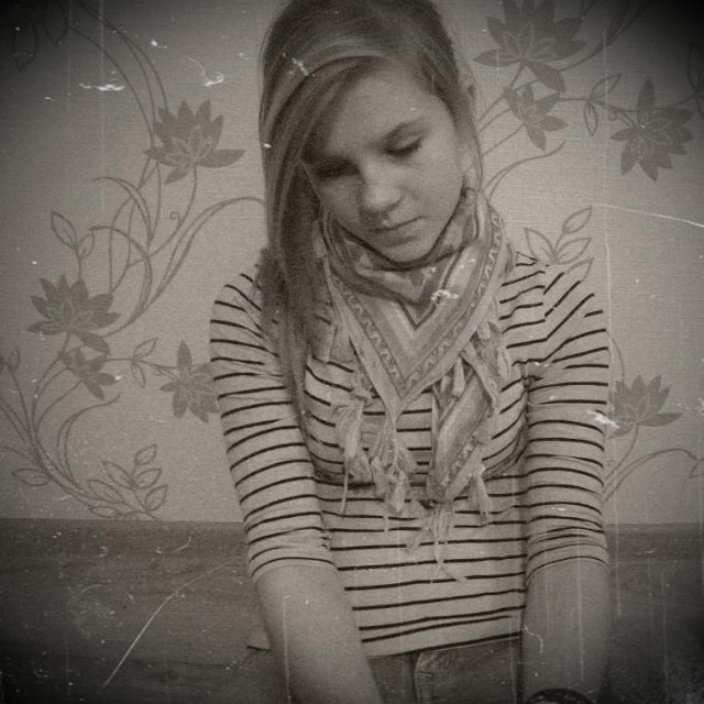Wpis dontlooknowxd
