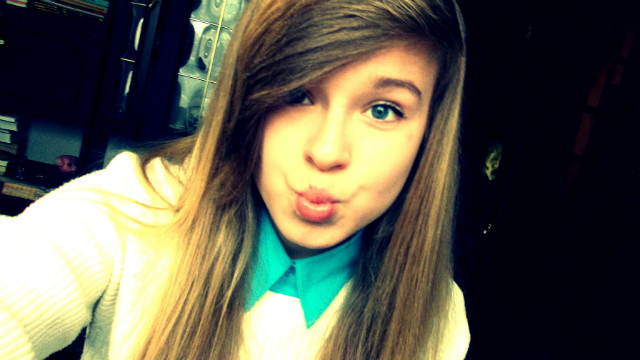 jhlkjhxnvknxc,