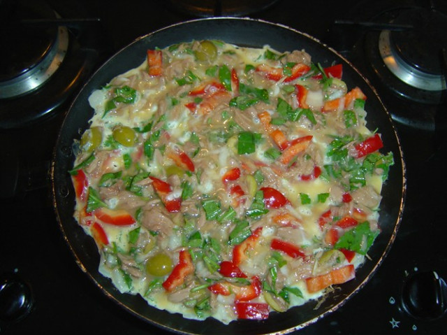 Omelette with TUNA