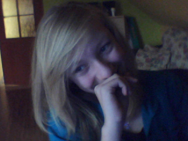 Hueee.;D