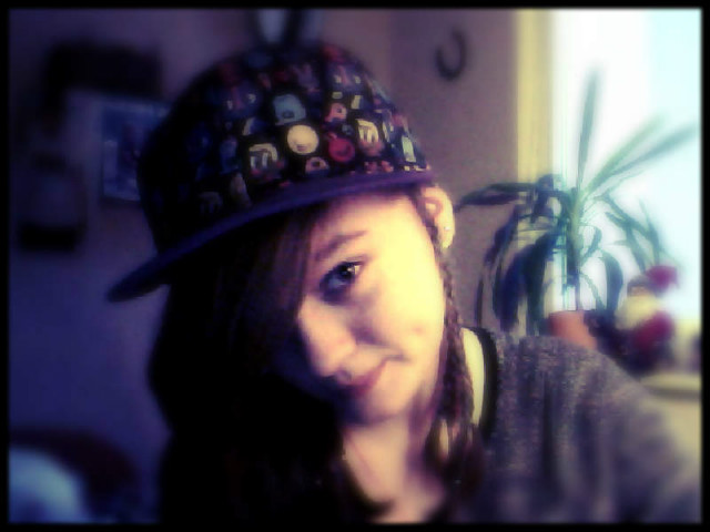 ROZGASZAM. ! : >