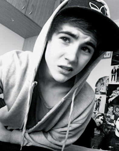 Krzy;**
