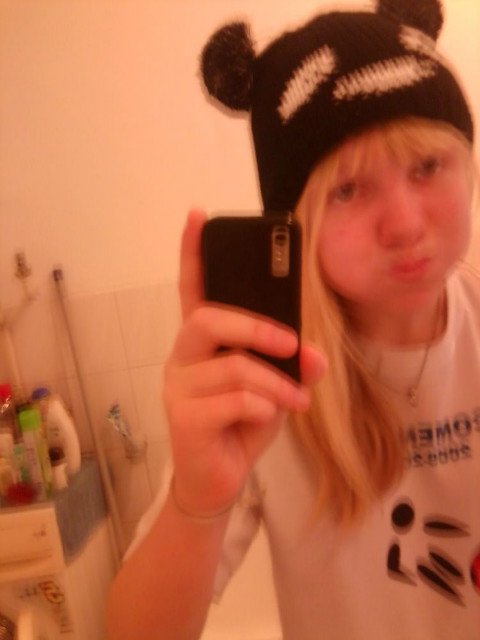 Jese Pand ; **