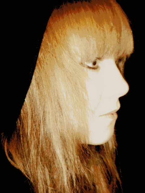Nie blond.