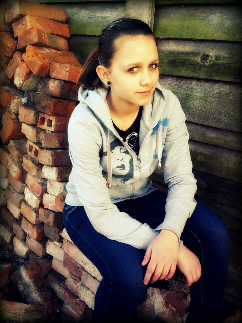stare ; x