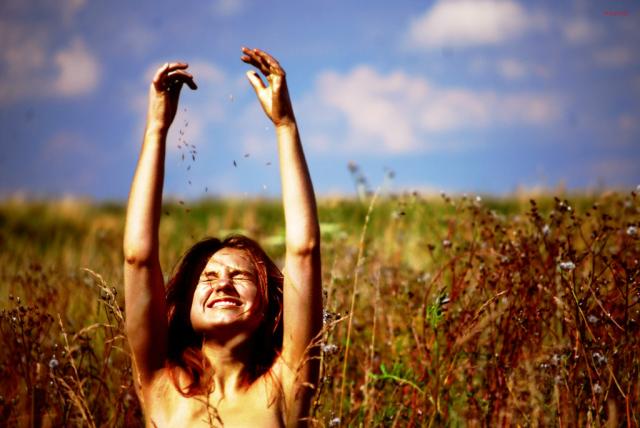 WalKing in tHe FieldS of Gold.