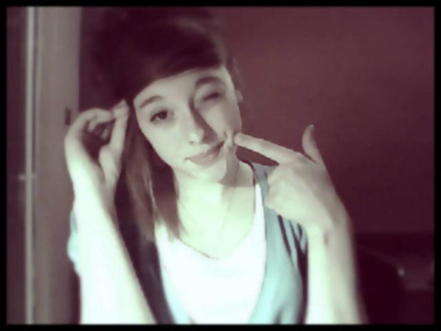 Nie pie bo trzymam grzyffke ;*