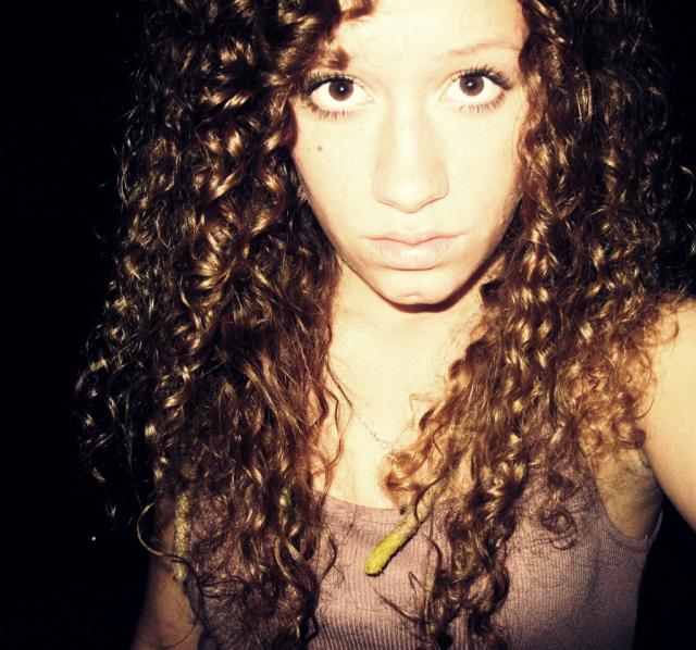stare.