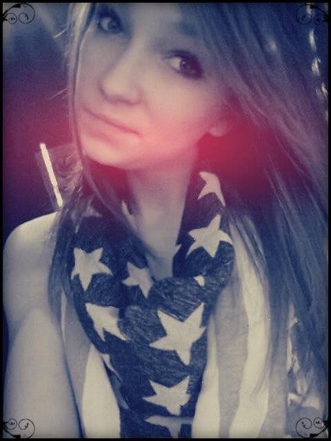 Lovkaaa ; **