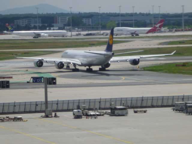 Airbus A340-600 Luftchansa