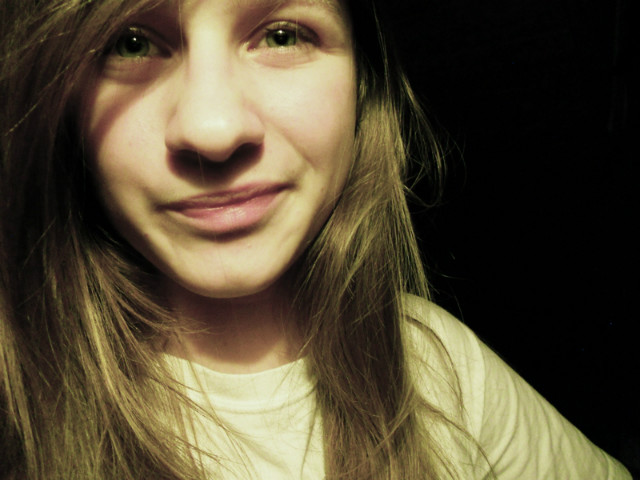 stare.