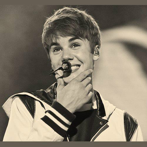 40.Smile Justin ! : )