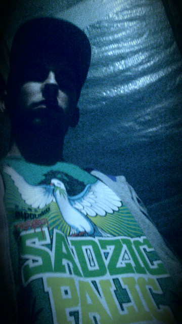 Zamknij oczy.