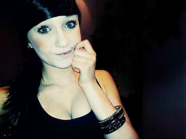 Mi ;*