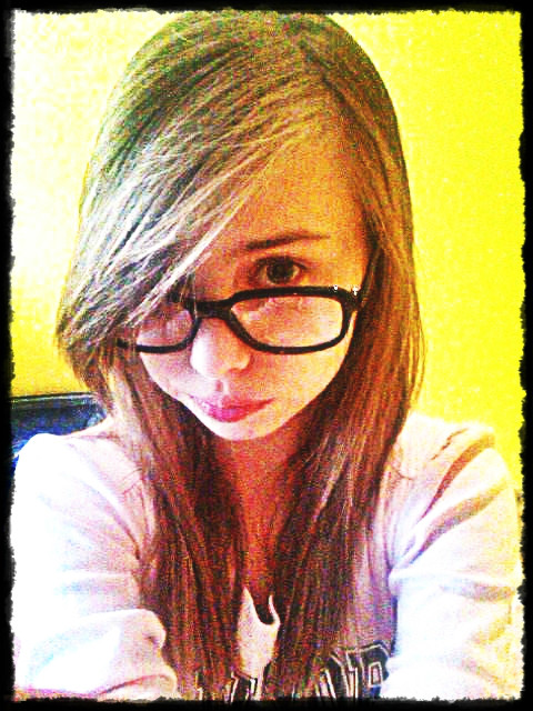Em , Pierwszy wpis.. uhuhu *-*