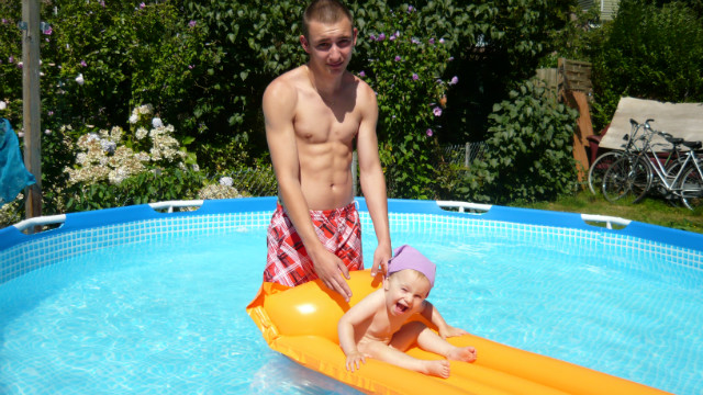 W basenie z mloda ;)
