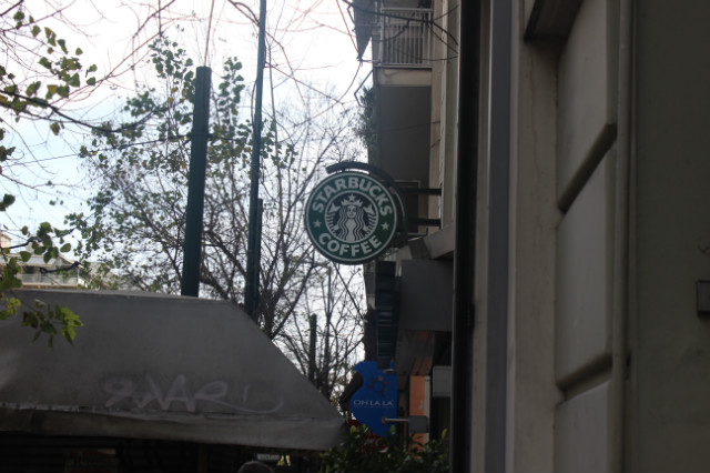 starbucks,bithes:* 