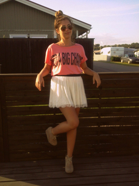 trzy