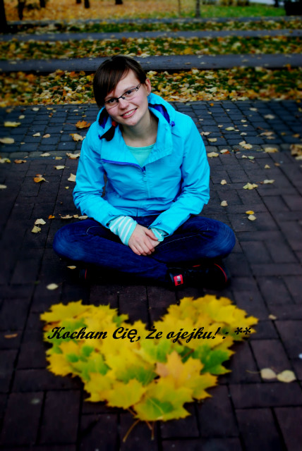 < 33