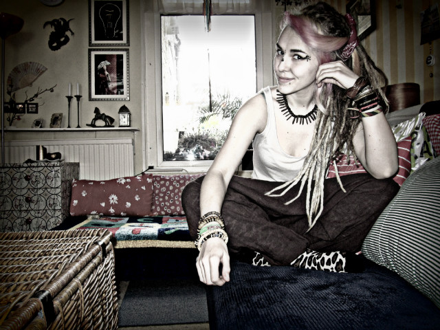 Ethnic~