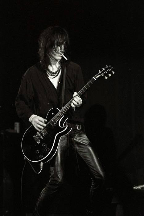 Izzy  *_*