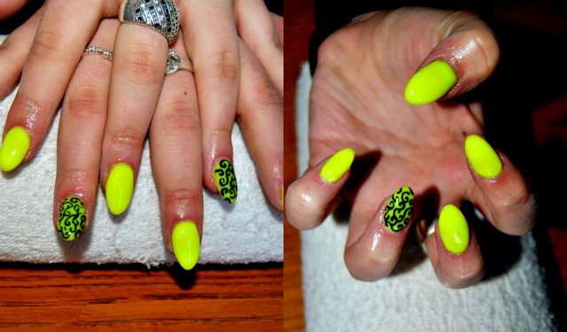 nails